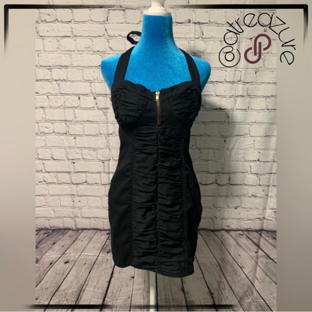 🈹 BEBE Black Ruched Halter Dress